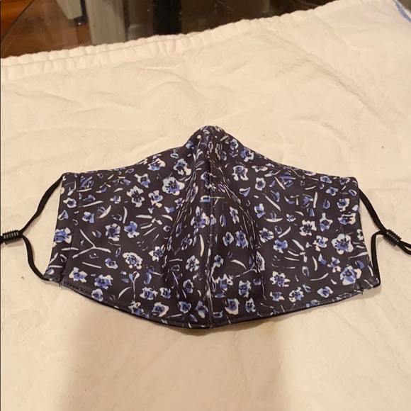 Authentic Tory Burch Face mask - Picture 3 of 4